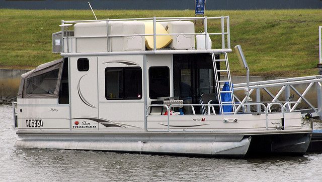 houseboat thinboyfatter