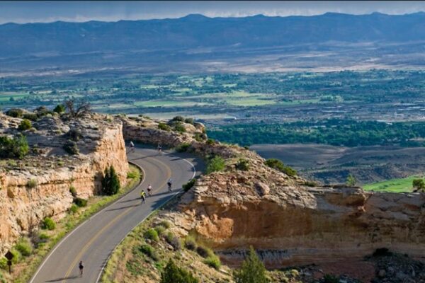 Cycling Colorado National Monument, credit Grand Junction Visitor & Convention Bureau